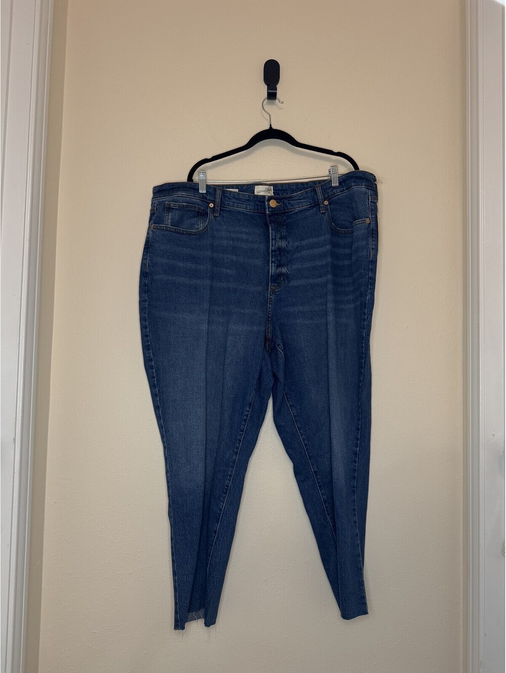 Universal Threads Jeans Plus Blue Size 24